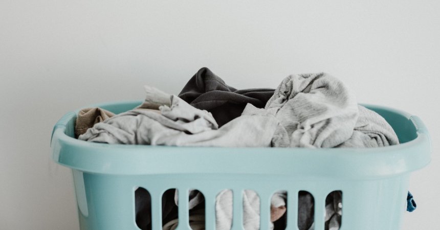 Is this viral laundry hack the answer to smelly PT clothes?