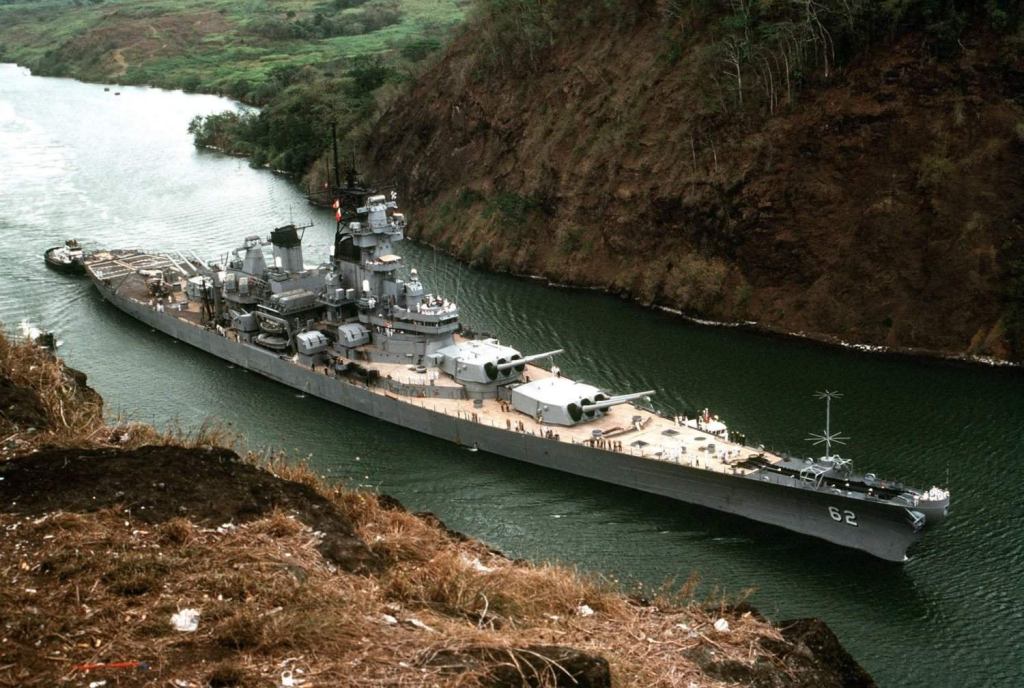 ship in panama canal