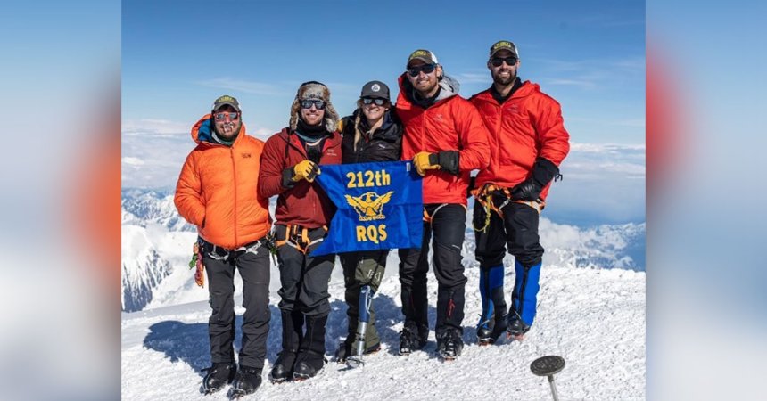 Marine amputee Kirstie Ennis makes history atop Denali