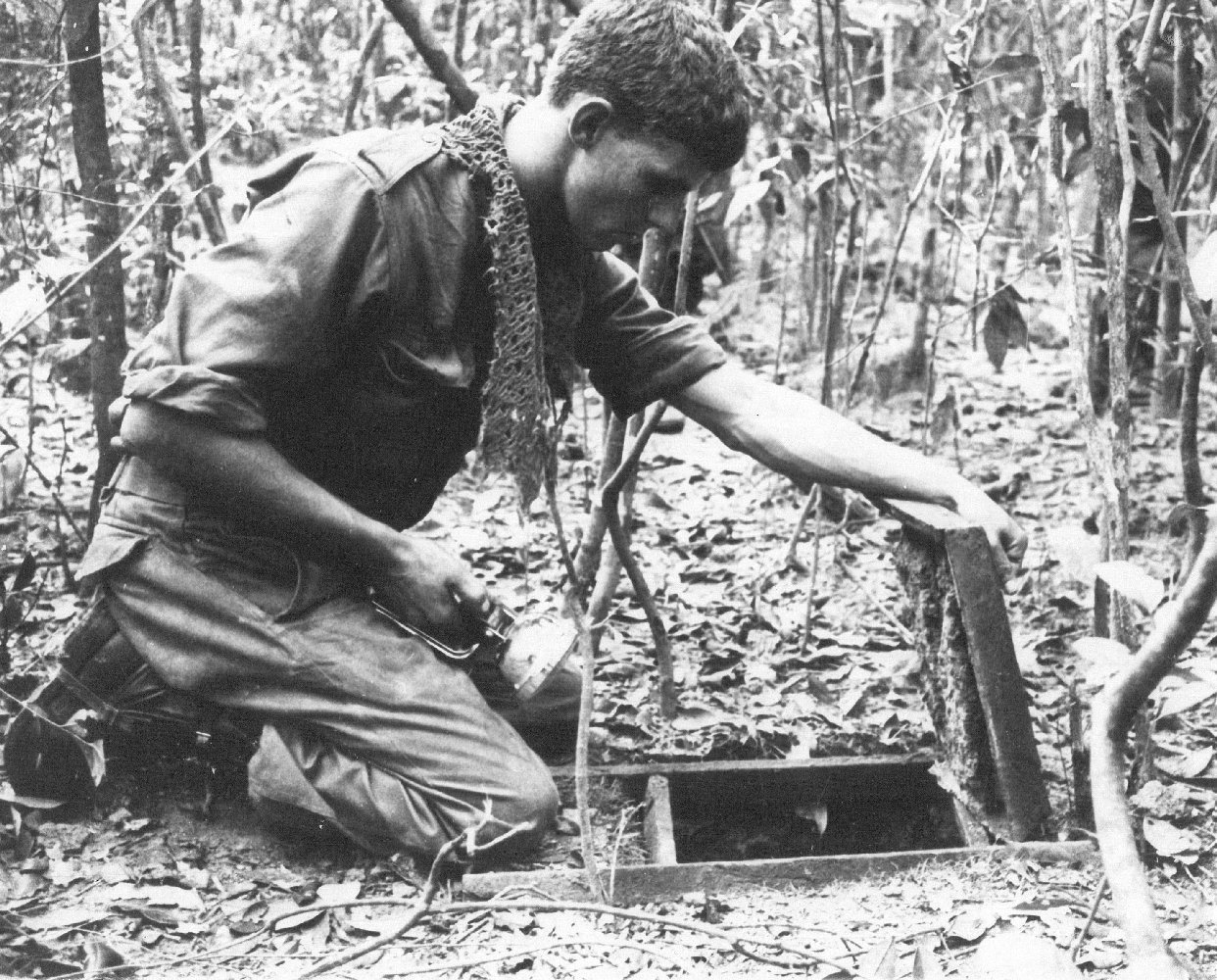 vietnam tunnel rat