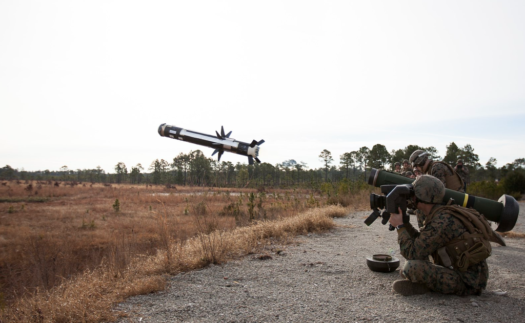 Javelin missile