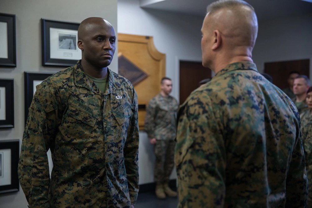 marine corps e 9 social media