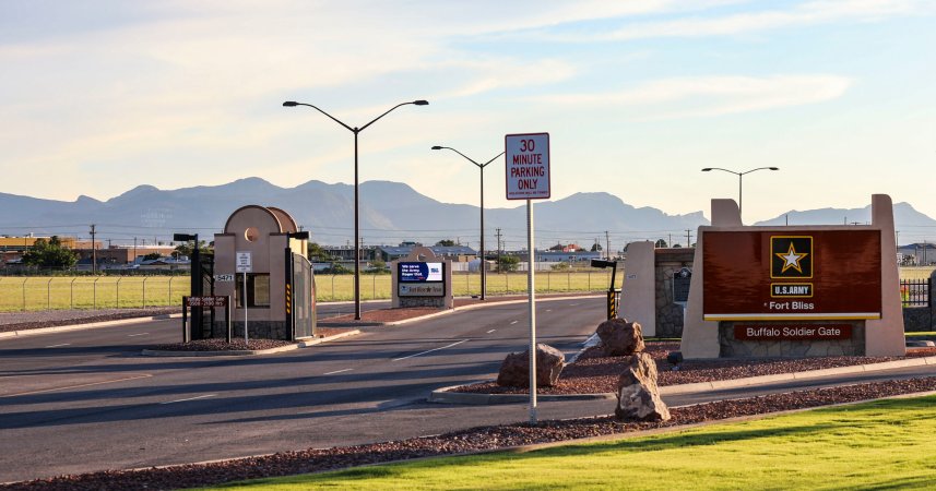 fort bliss gate