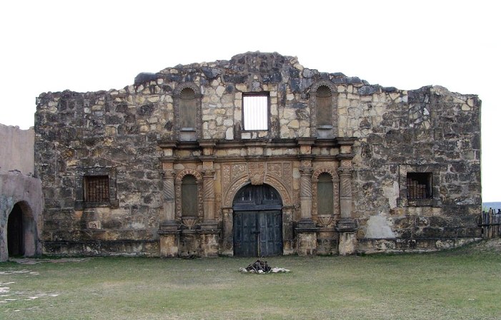 replica of the alamo