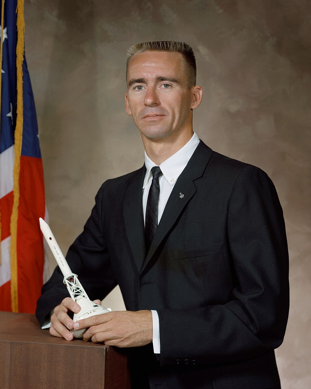 last surviving apollo 7 astronaut walter cunnigham