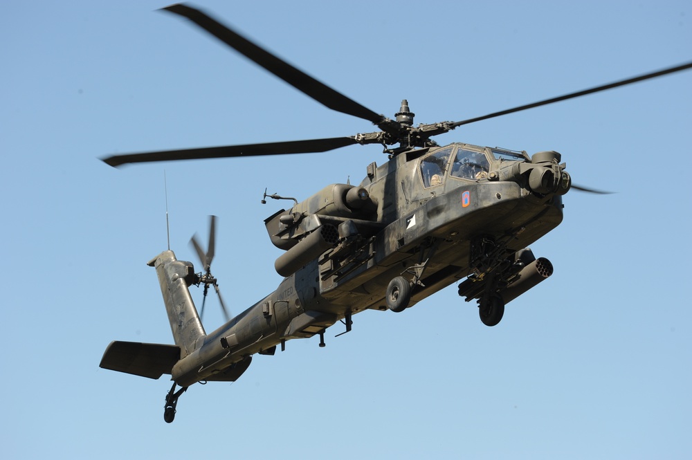 AH-64 Apache