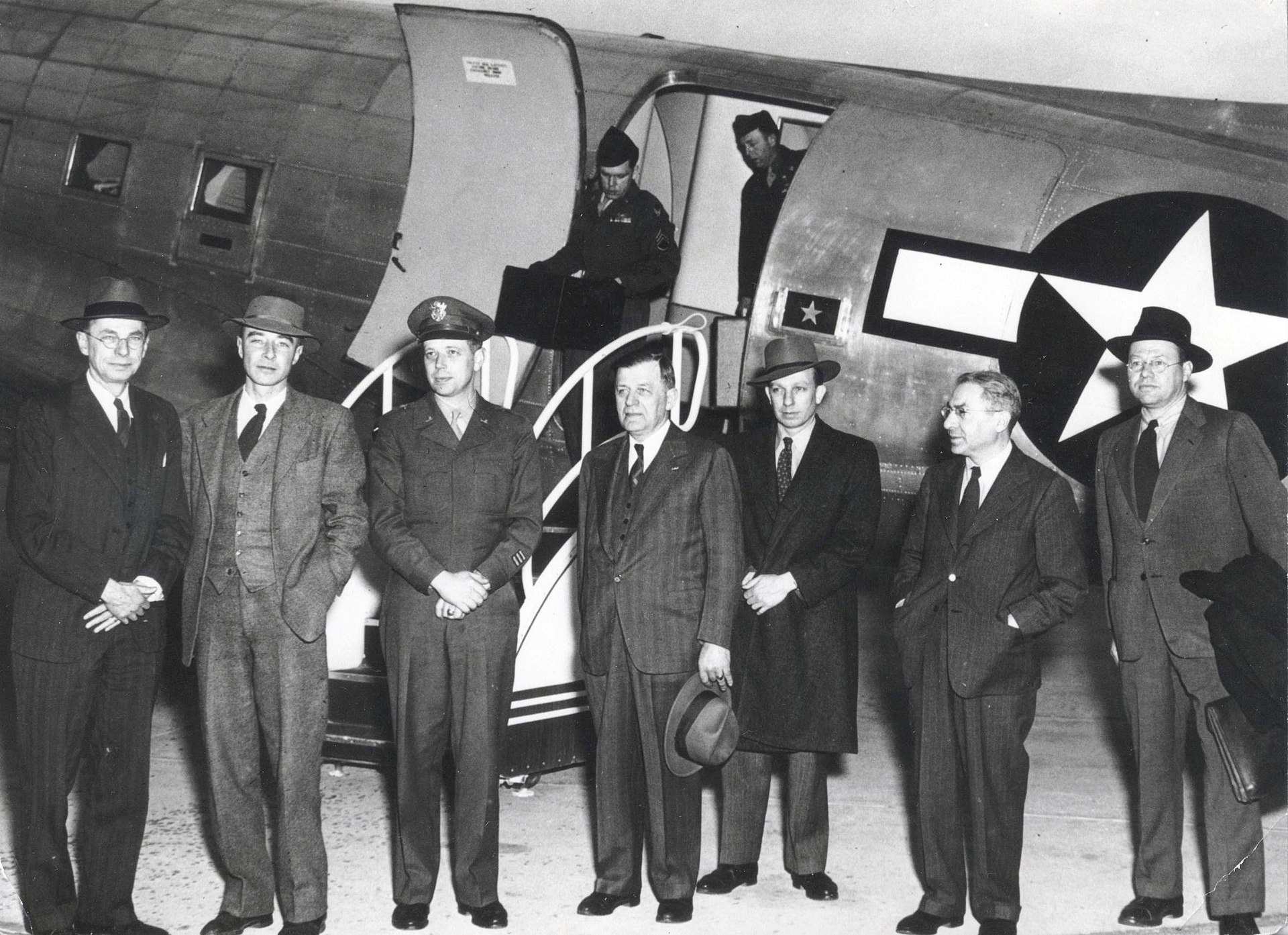 oppenheimer with general advisory committee