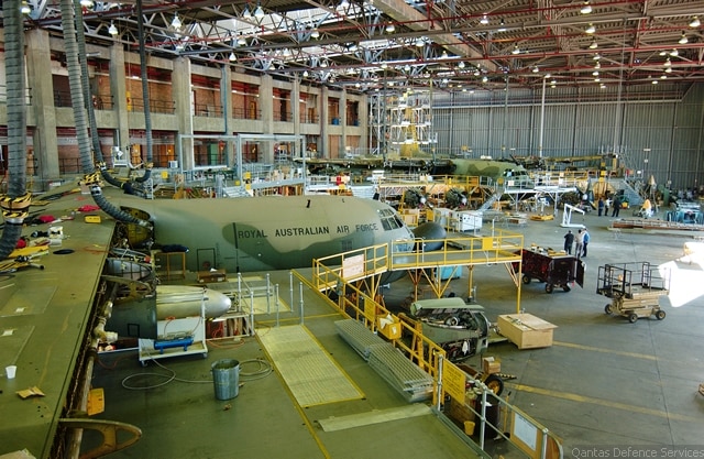 RAAF C-130H qantas airways