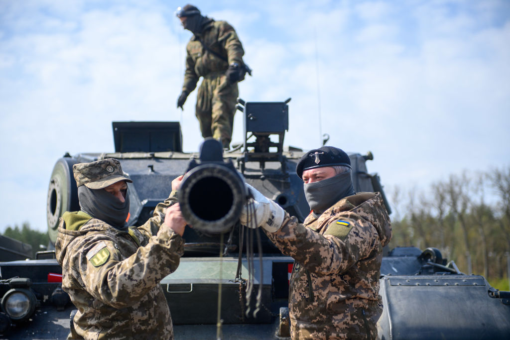 Leopard 2 tanks ukraine