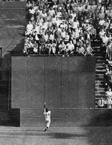 Willie Mays catches a fly ball