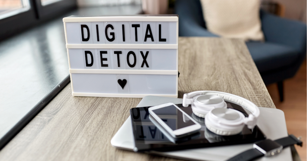 Digital detox sign