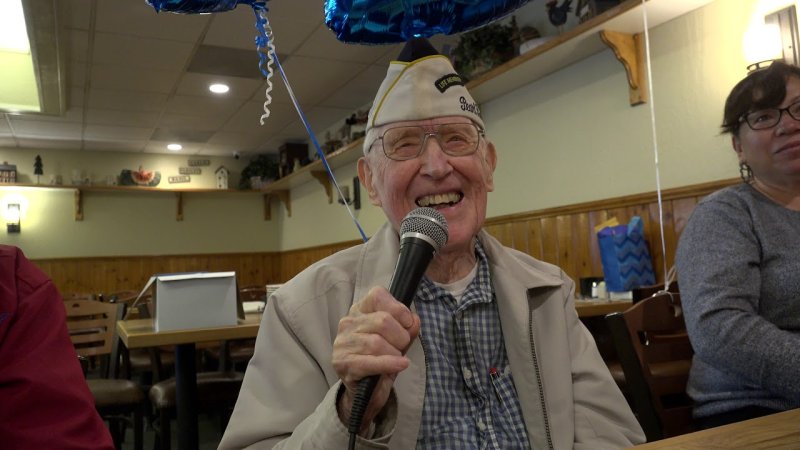 Warren Upton, oldest Pearl Harbor survivor, dies at 105