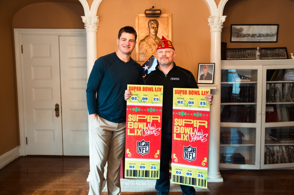 Watch Patriots Quarterback Drake Maye surprise Army vet with trip to Super  Bowl