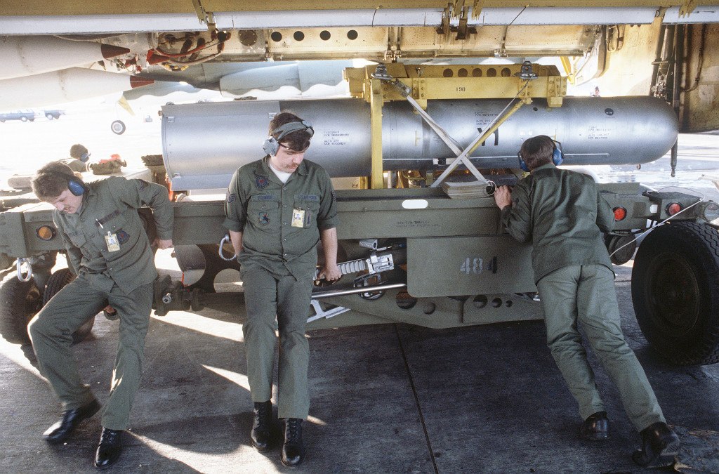 32 times when the U.S. military screwed up with nukes