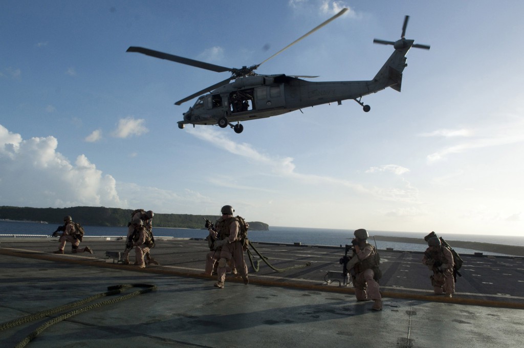 Here’s how Navy SEALs take down a hostile ship