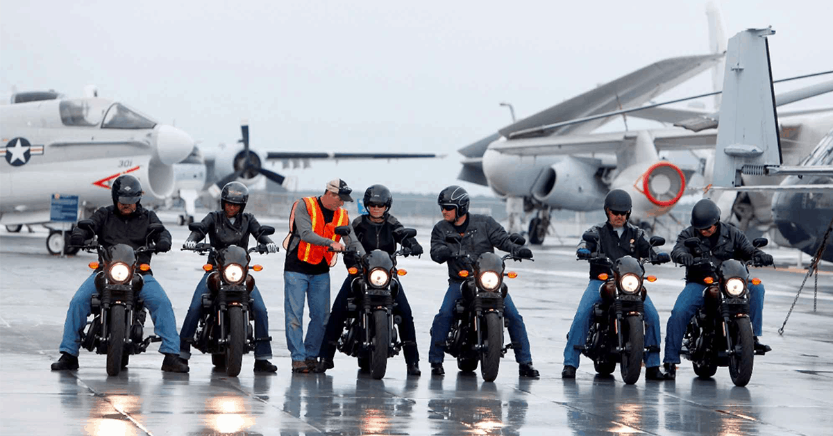 Harley Davidson offers members of military free riding academy training