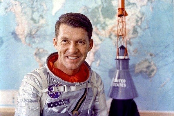 wally schirra history of nasa