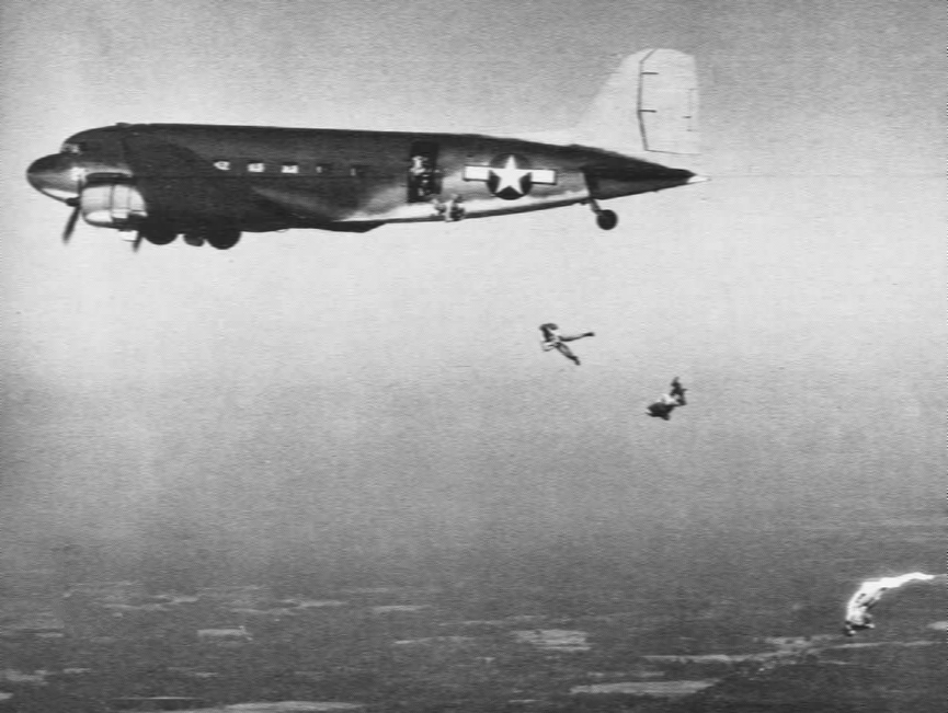 airborne training with marines