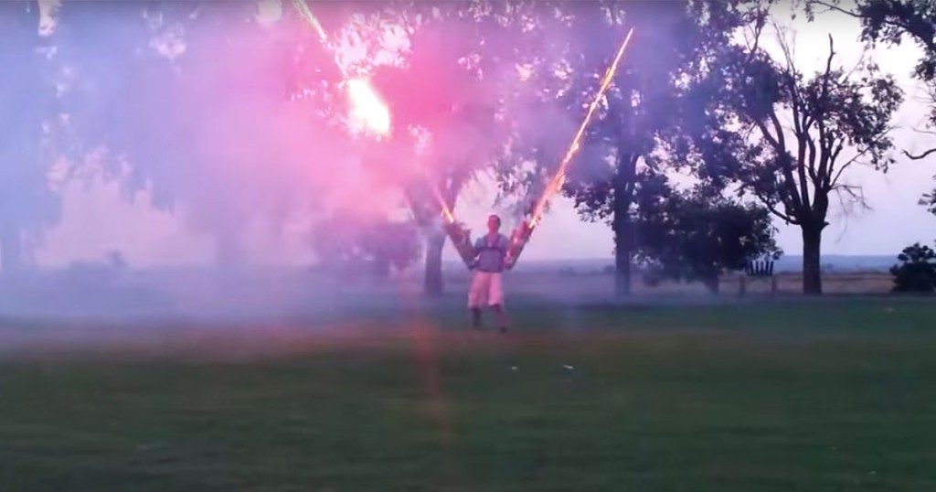 This guy built the ultimate gatling gun out of Roman candles