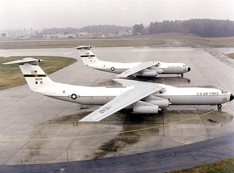 c-141 starlifter