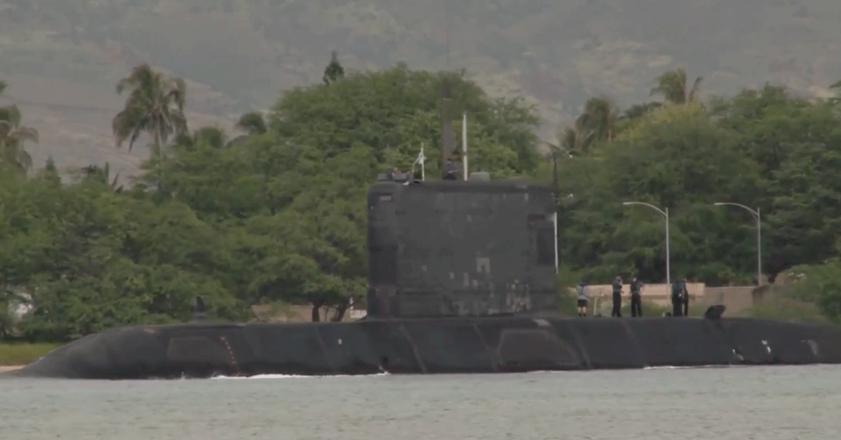 This is what life is like for sailors on a US Navy submarine