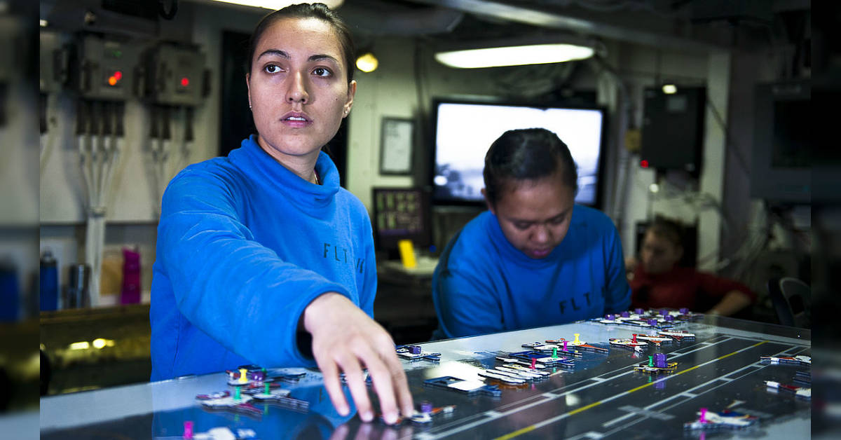 Here’s how an aircraft carrier keeps track of where the planes are on the flight deck