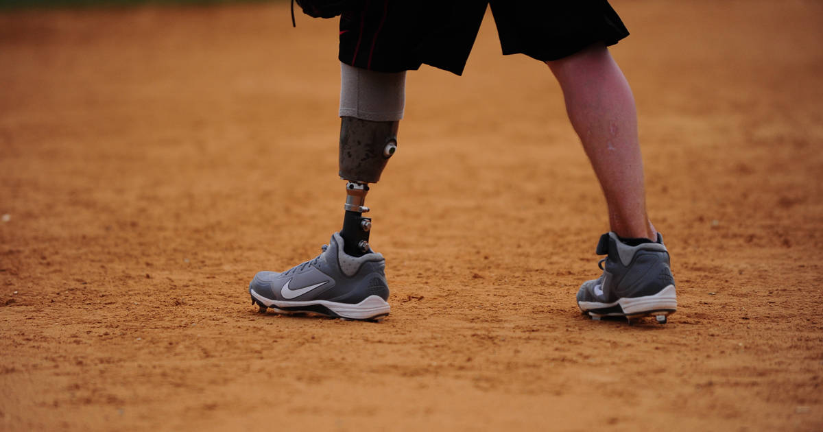 Wounded veterans helped amputee victims of the Boston Marathon bombing