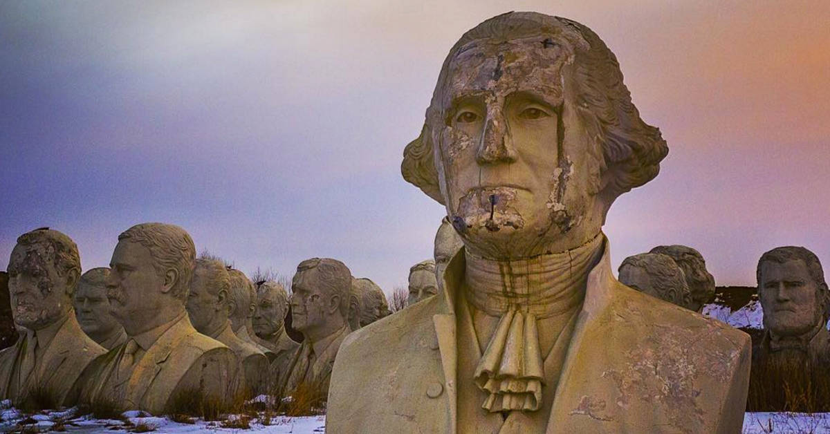 43 giant presidents’ heads are sitting in the middle of a Virginia field