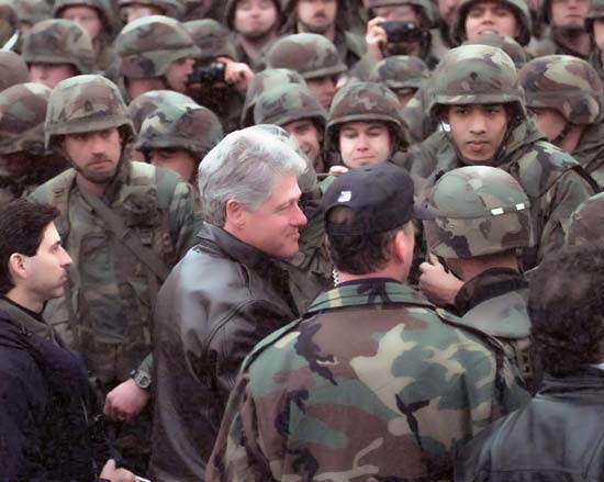 clinton commander-in-chief in combat zone