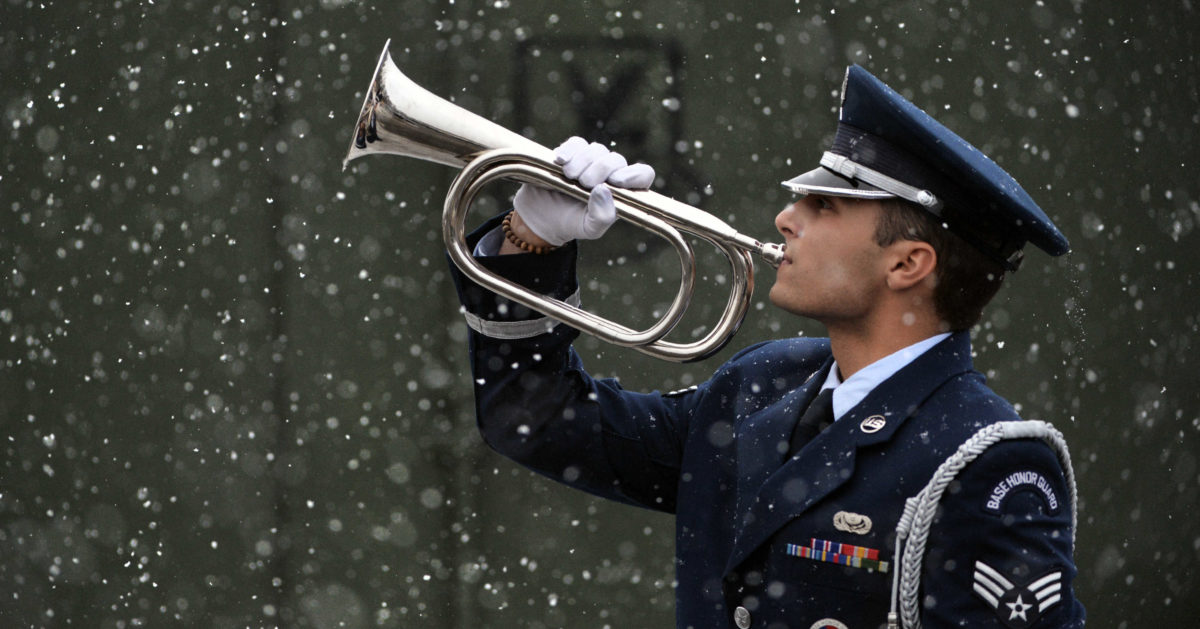 17 beautiful photos of troops training in the snow