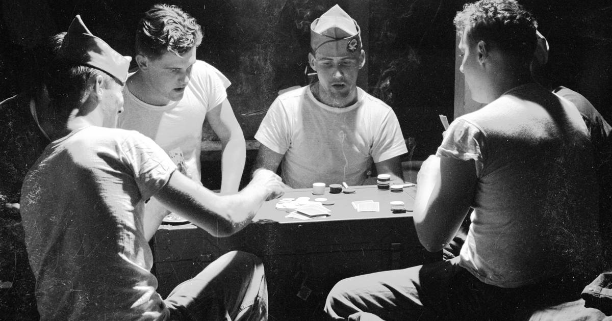 A brief history of US troops playing cards – and a magician’s trick honoring veterans