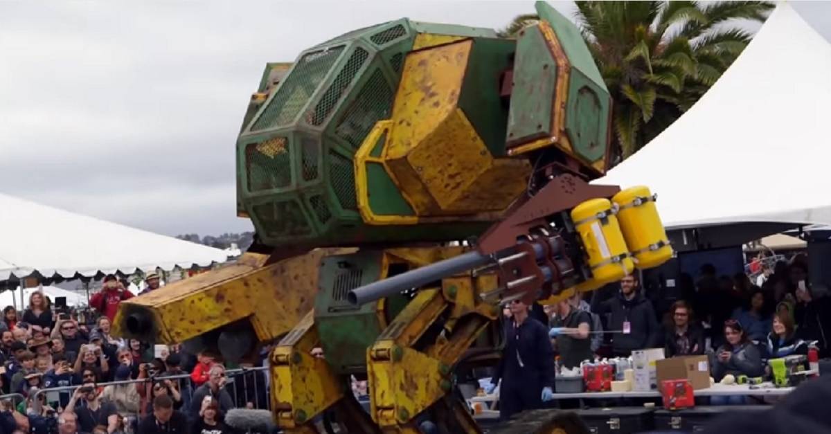 America and Japan could use giant robots in their next war