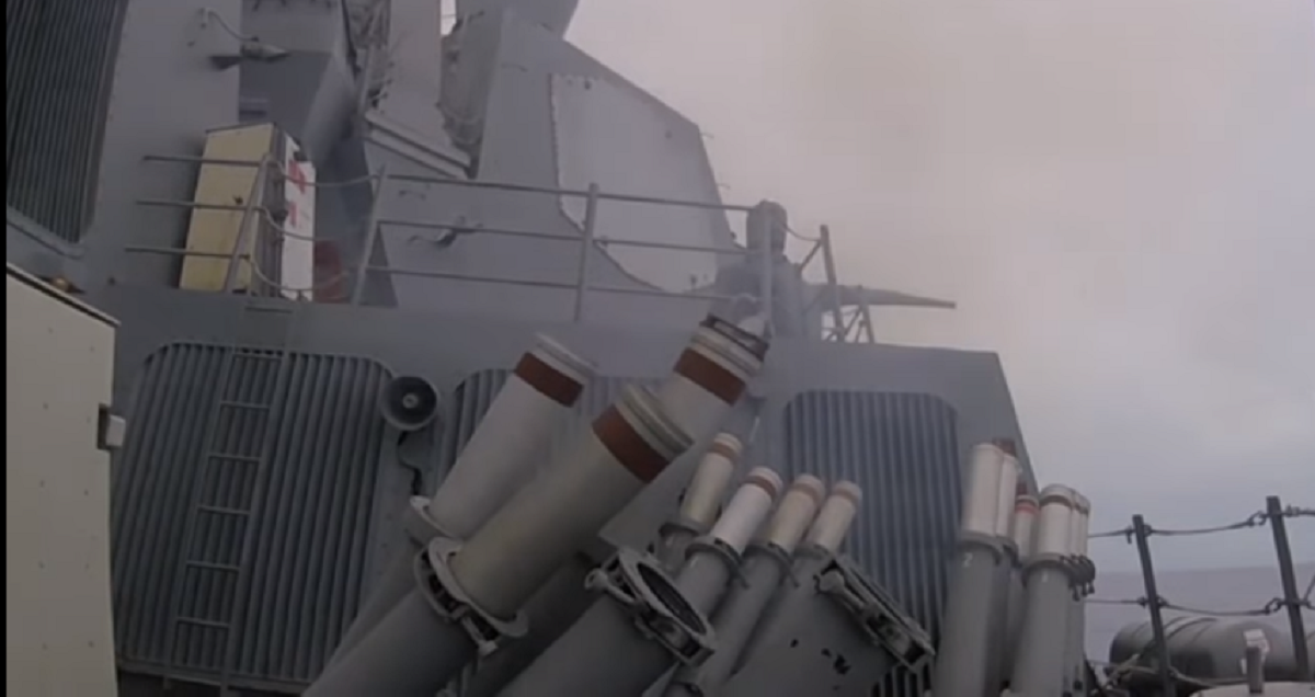 This is how US ships defeat missiles without firing a shot