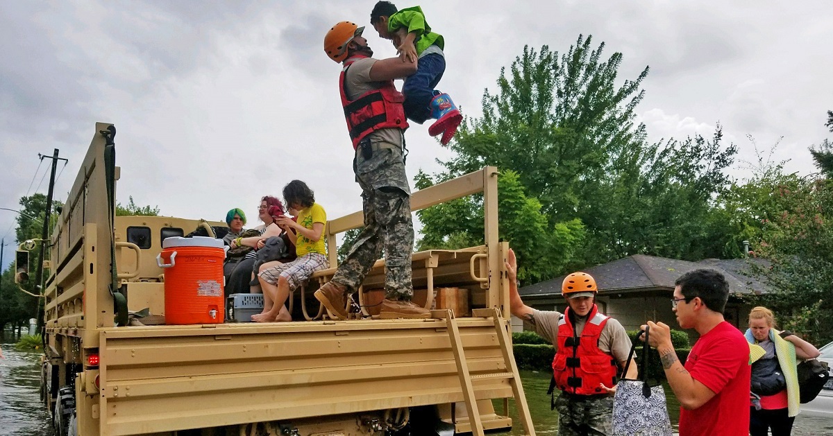 These 11 photos show how the military is helping those caught in Hurricane Harvey’s devastation