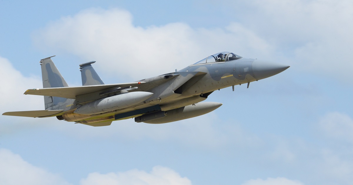 The F-15 is taking a page out of the Su-27 book (for once)