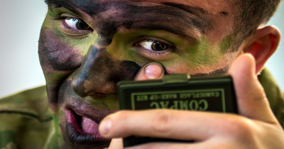 This is how to apply camo paint — according to a Navy SEAL