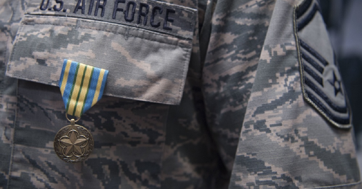 5 reasons why the Volunteer Service Medal is the most ridiculous medal