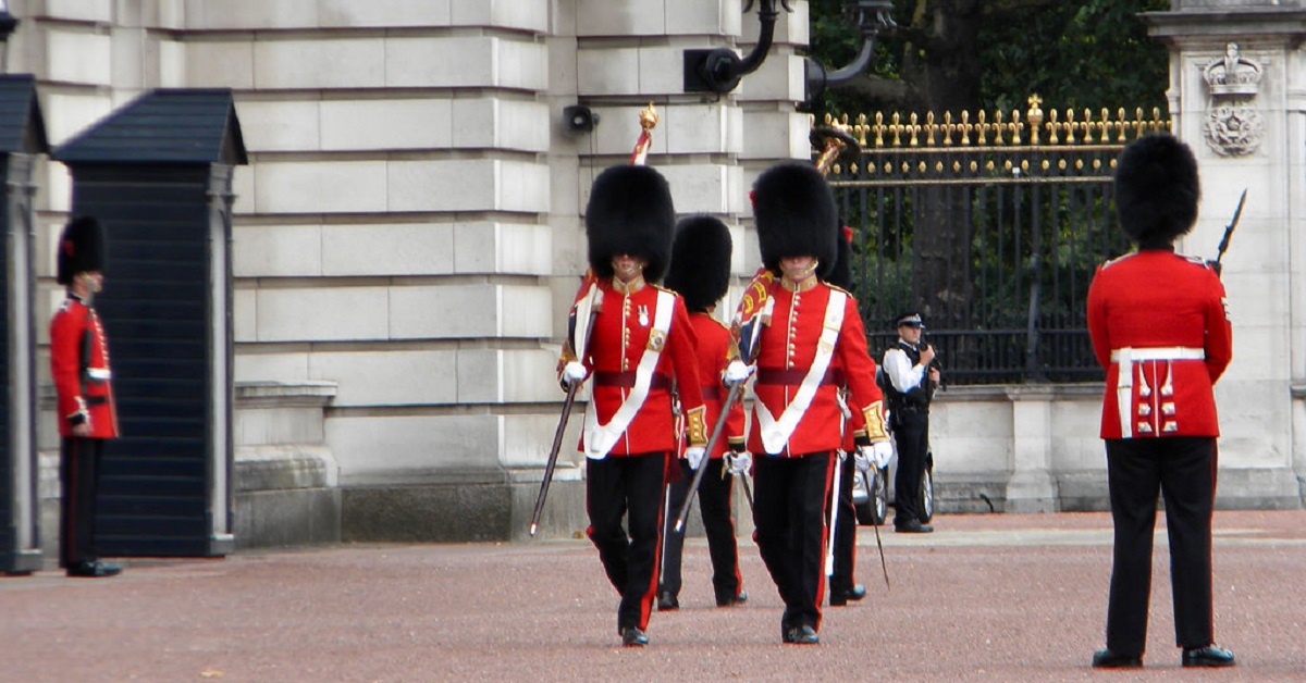 Why it’s a terrible idea to mess with the Queen’s Guard