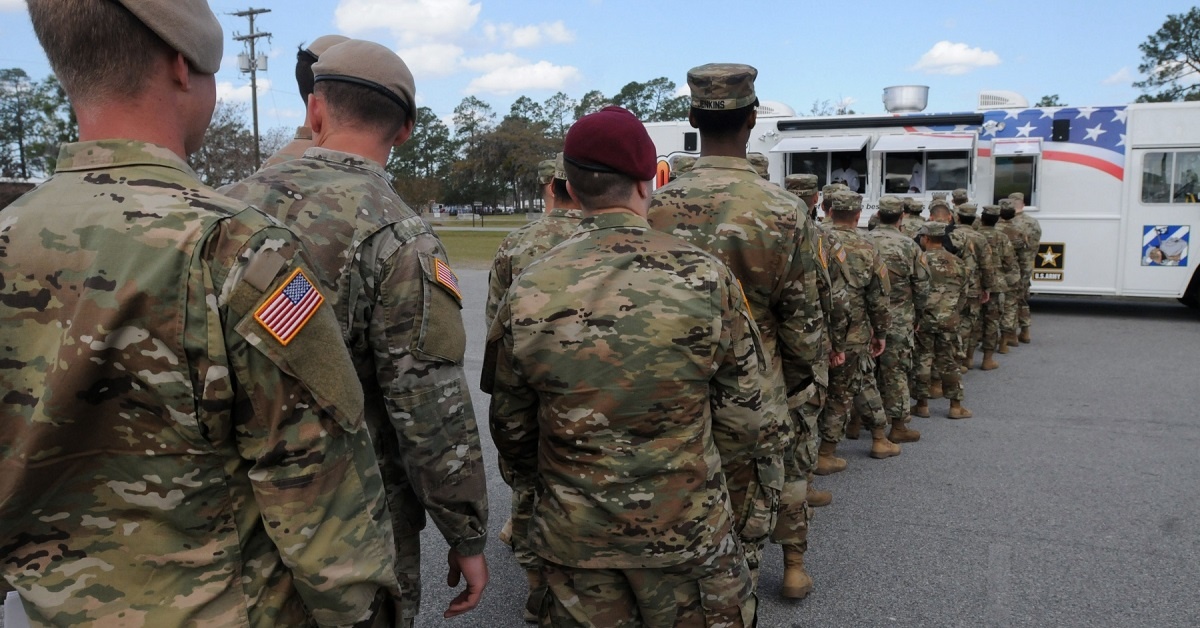 5 reasons why lower enlisted prefer the gut truck over the cook