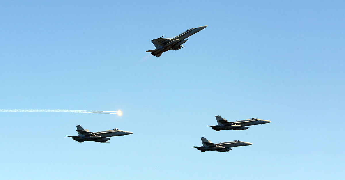 This is how the ‘missing man formation’ honors fallen pilots
