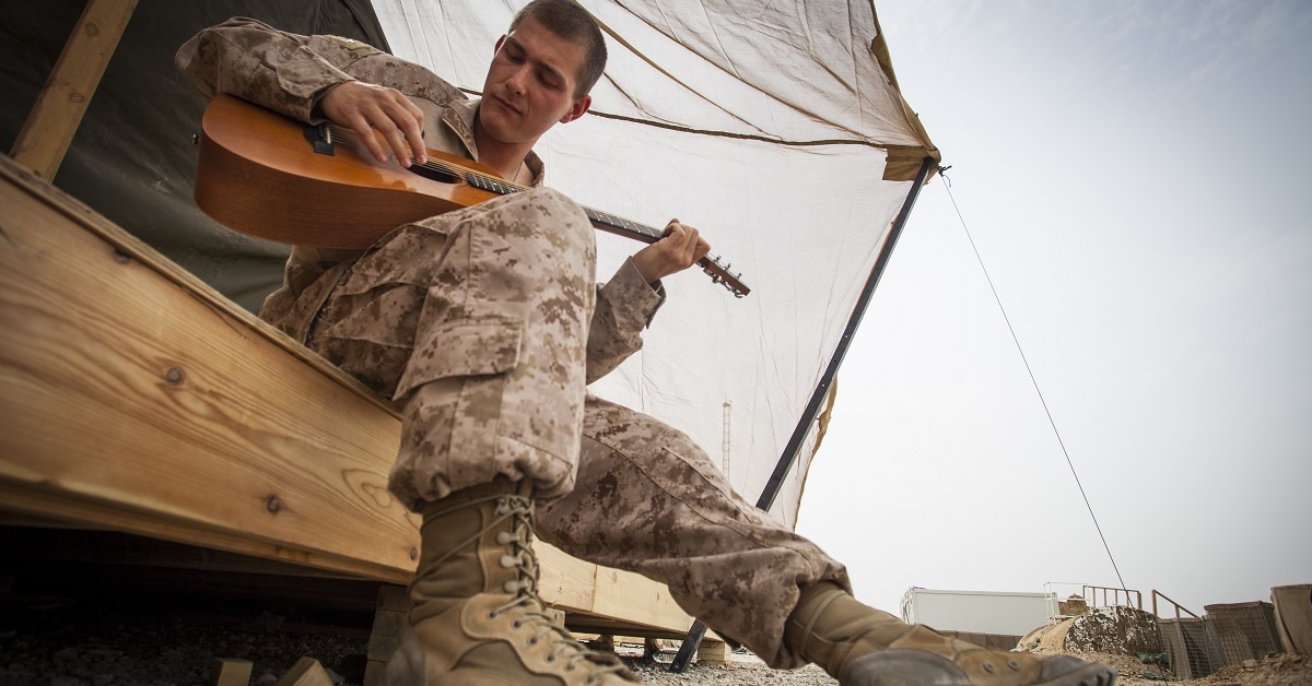 5 reasons why the deployment guitarist is so phenomenal