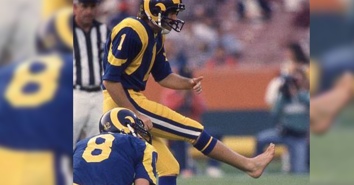 Why the NFL used to have barefoot kickers