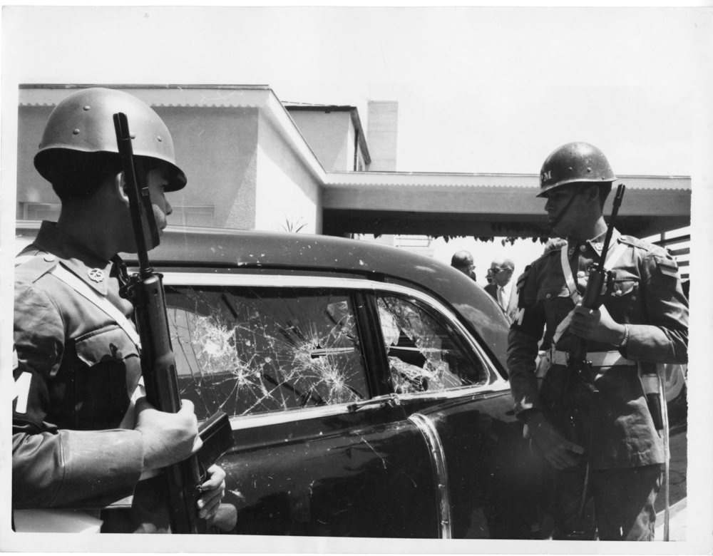 Nixon library photo