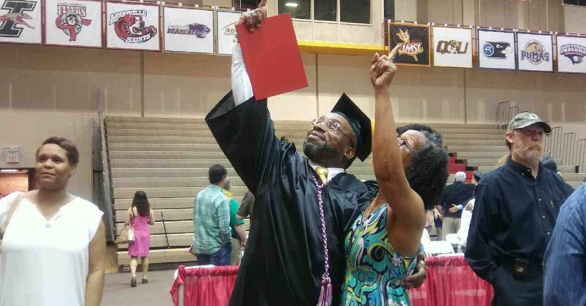 How this veteran went from homeless to graduate school