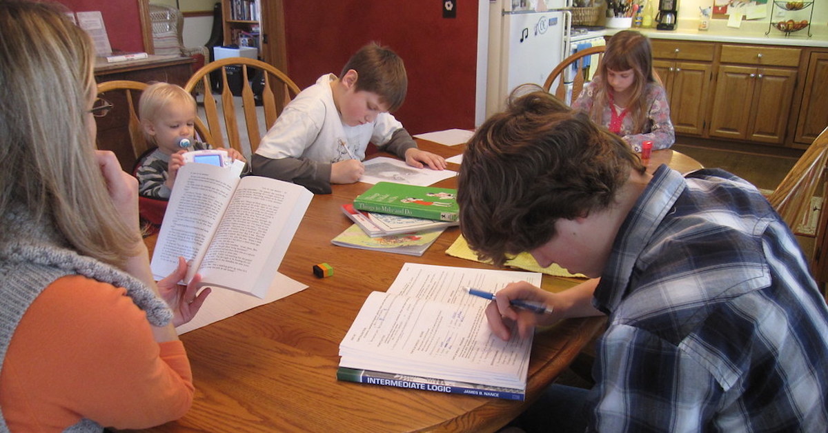 Suddenly homeschooling? 10 pro tips from military homeschool moms