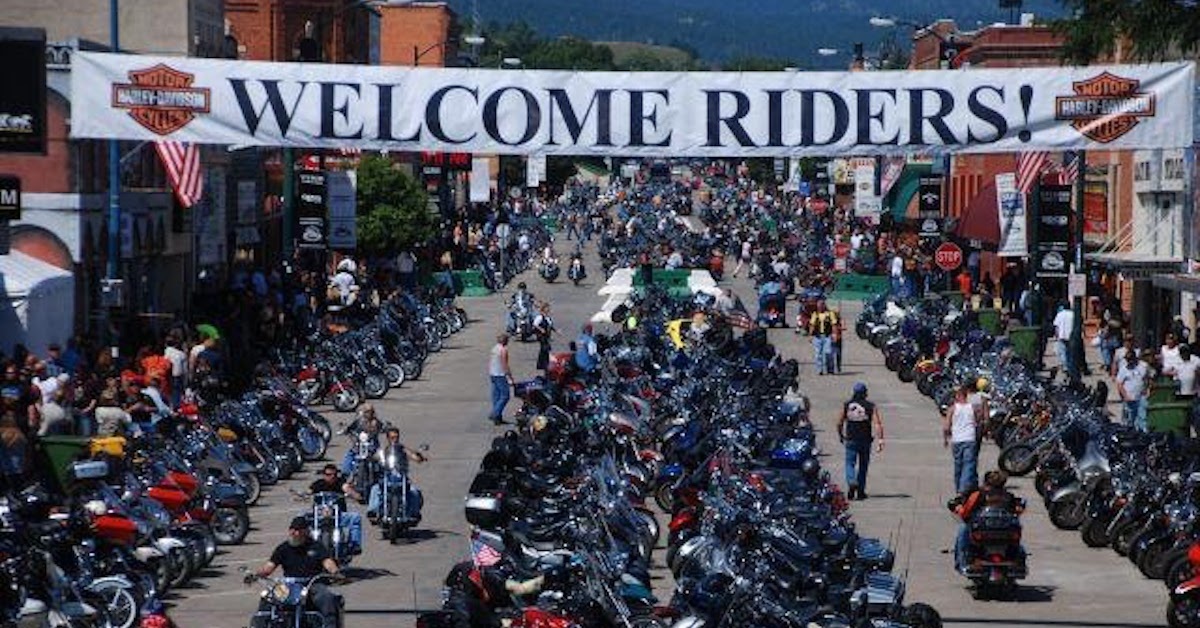 5 reasons why the Sturgis Motorcycle Rally is extraordinary
